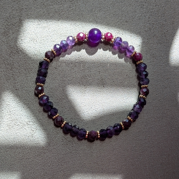 Ruby/Amethyst/Jade Bracelet - Picture 2 of 7